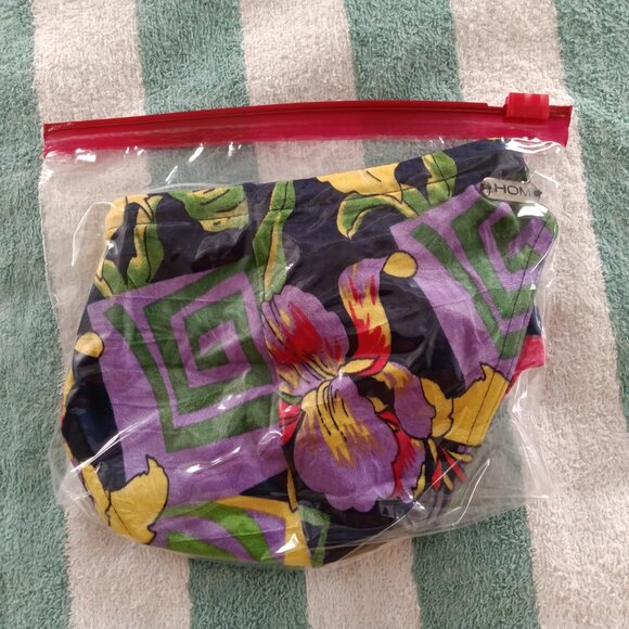 RARE VINTAGE 1" HOM SWIM BRIEF, SIZE 36", FLOWERED PATTERN (*) (Pre-owned) - Picture 7 of 7